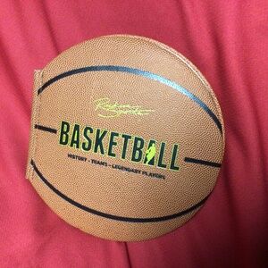 NBA Ruckus basketball book